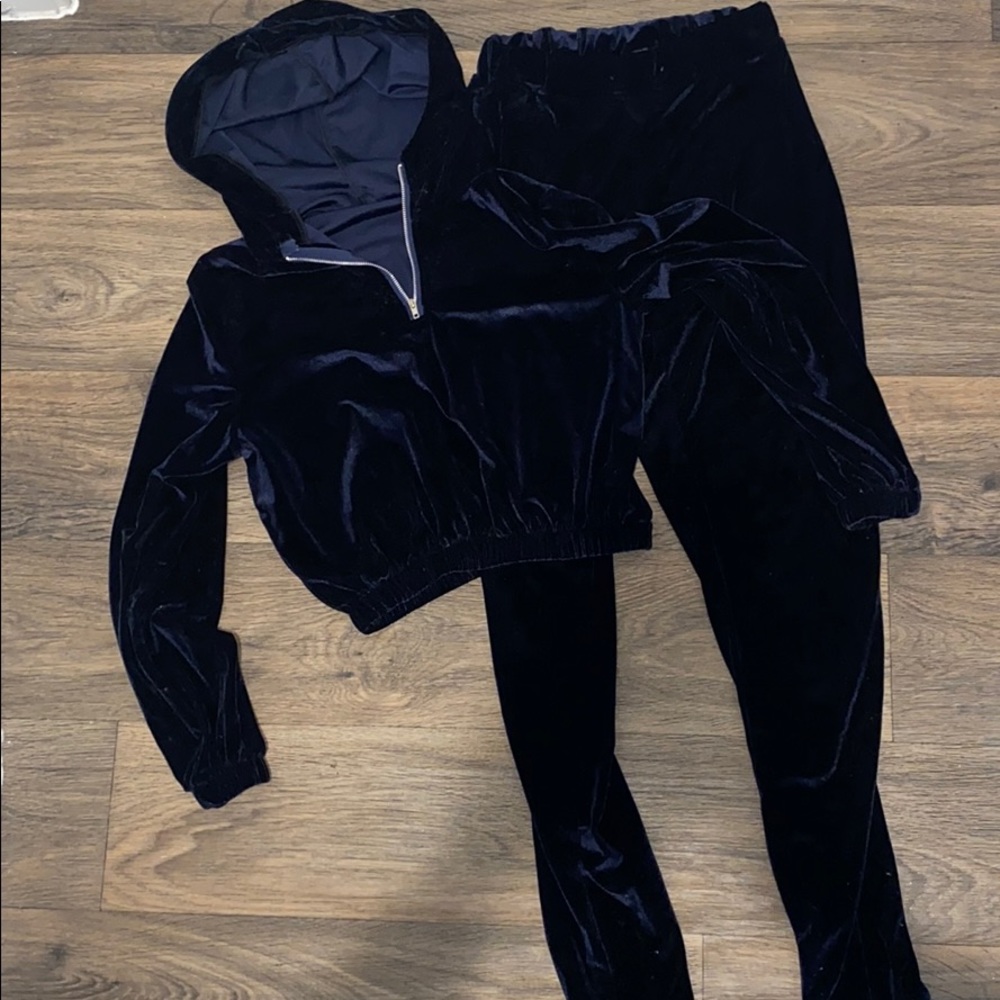 2pc cropped hoodie track suit